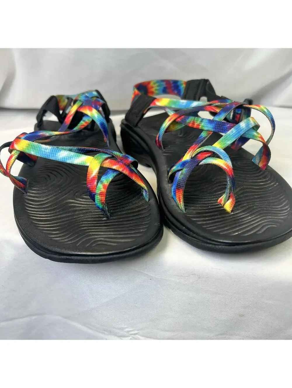 Chaco zvolv x2 Outdoor Strappy Sandles Tie-Dye Outdoor Hiking SZ 7 EUC